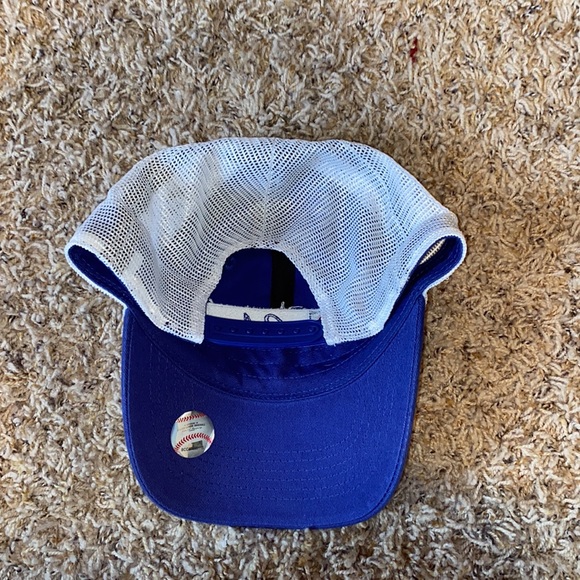 Cubs hat - Picture 2 of 2